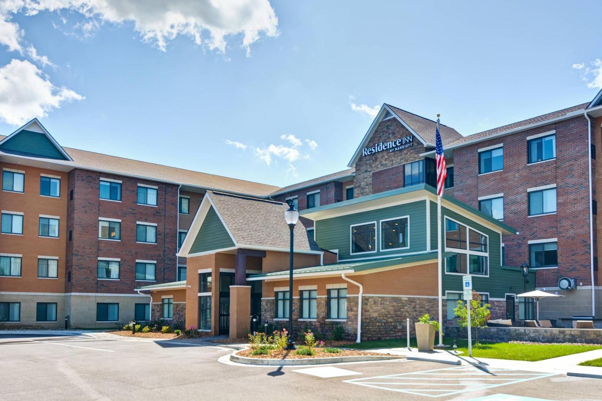 Residence Inn By Marriott Cleveland Airport/Middleburg Heights Buitenkant foto
