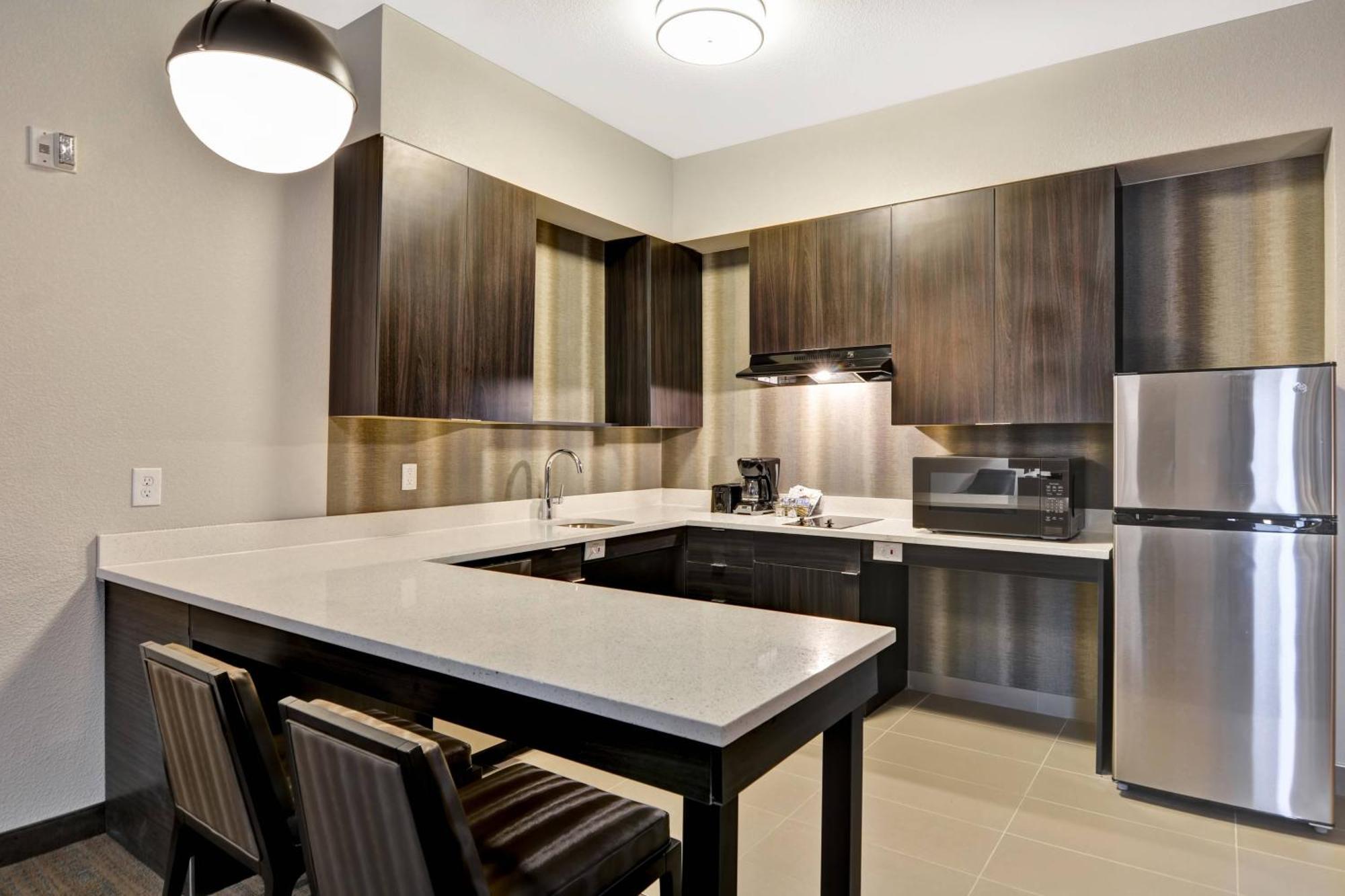 Residence Inn By Marriott Cleveland Airport/Middleburg Heights Buitenkant foto